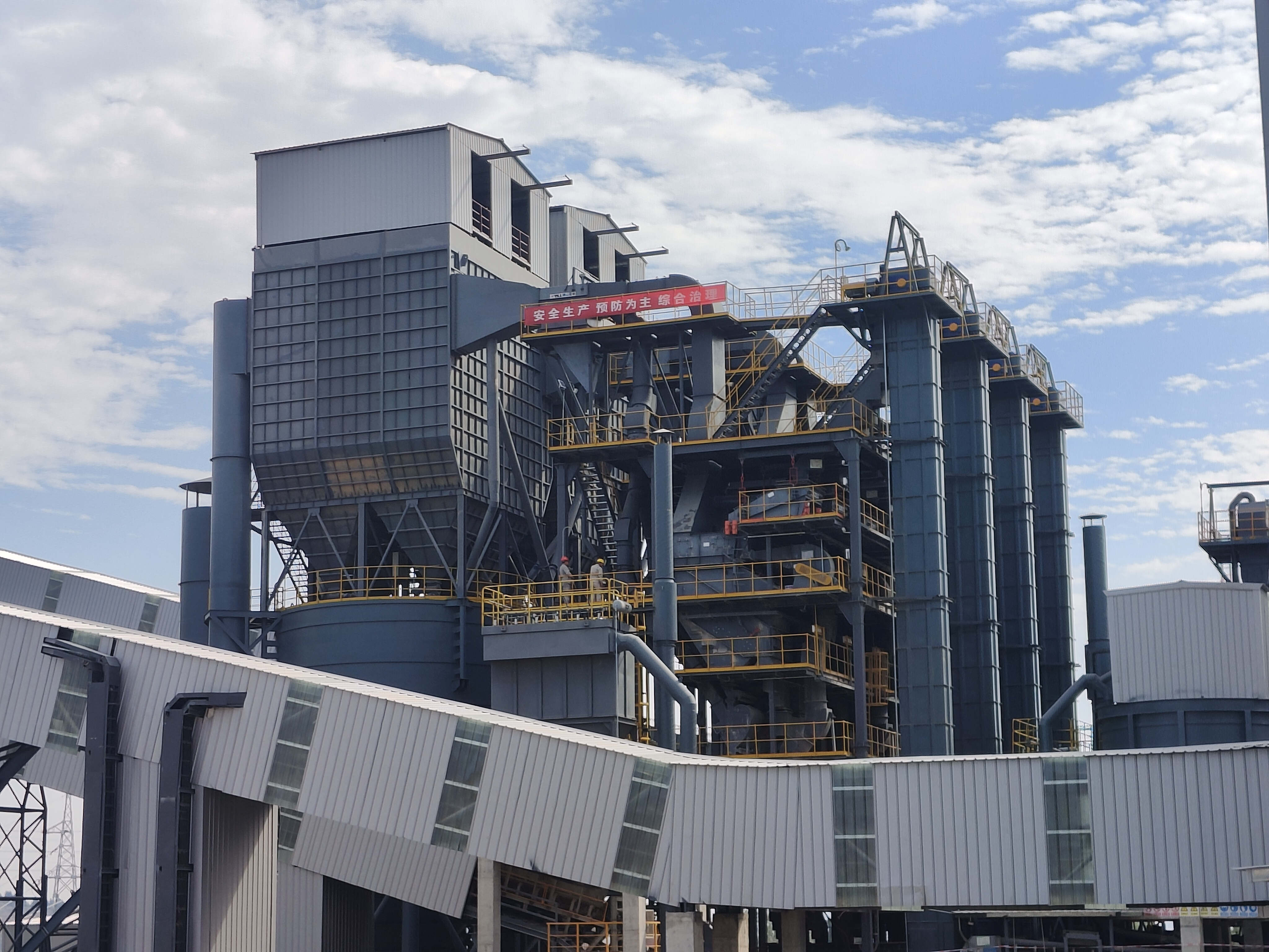 怎樣提高制砂樓的產(chǎn)量，打造合理高效的機(jī)制砂生產(chǎn)線？