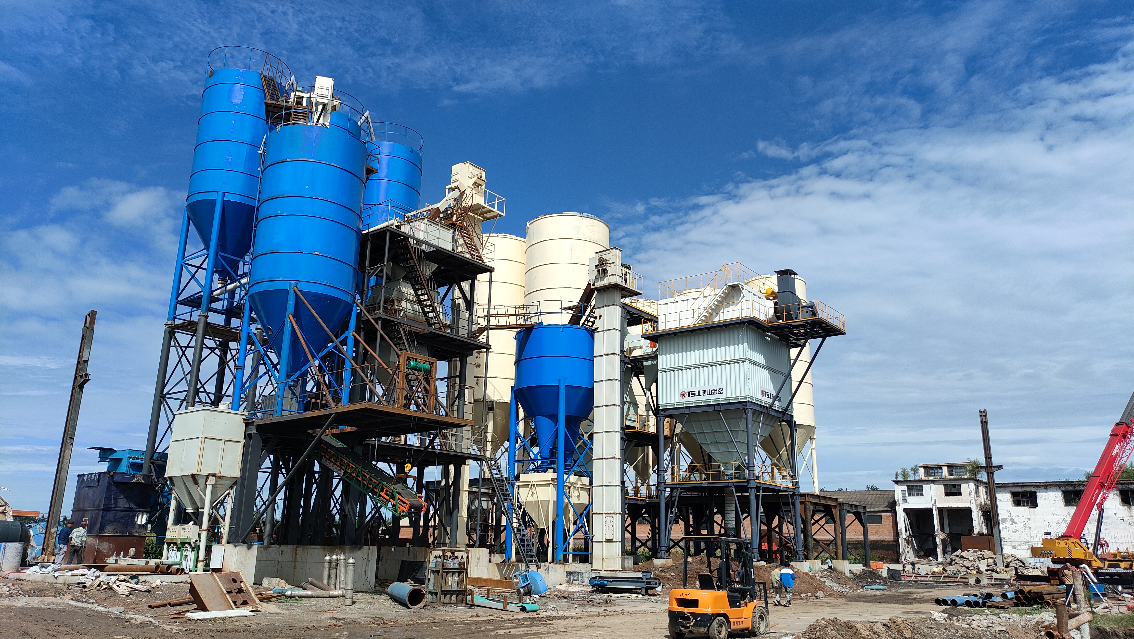 唐山金路制砂樓：智能引領(lǐng)，生產(chǎn)無(wú)憂